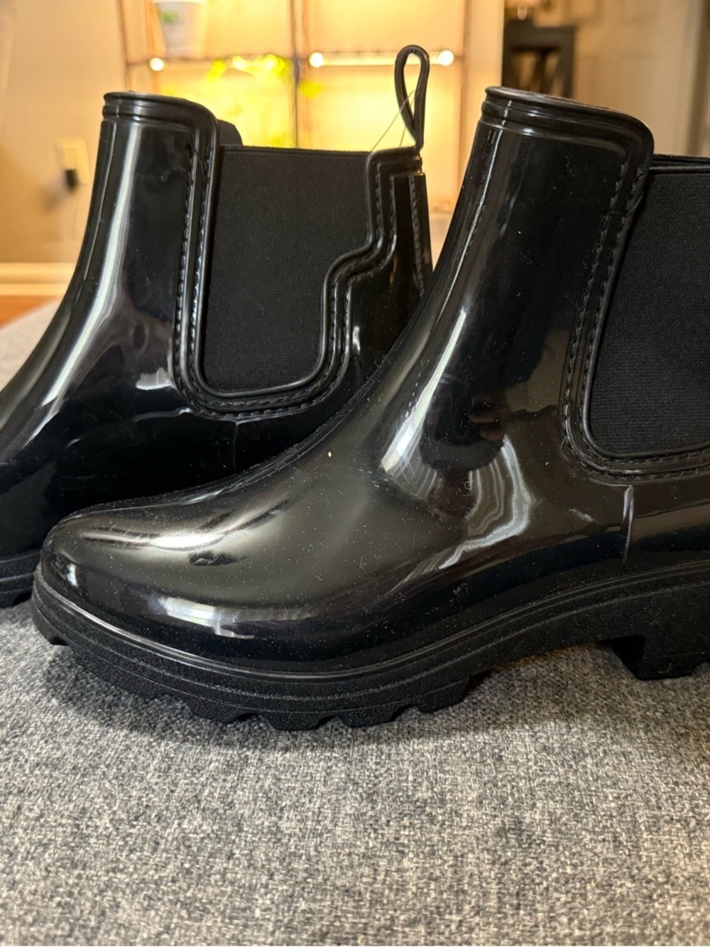 Capelli New York Jelly Rain Boots Black Gloss Chelsea Waterproof Lug Sole Size 9 - Picture 4 of 8